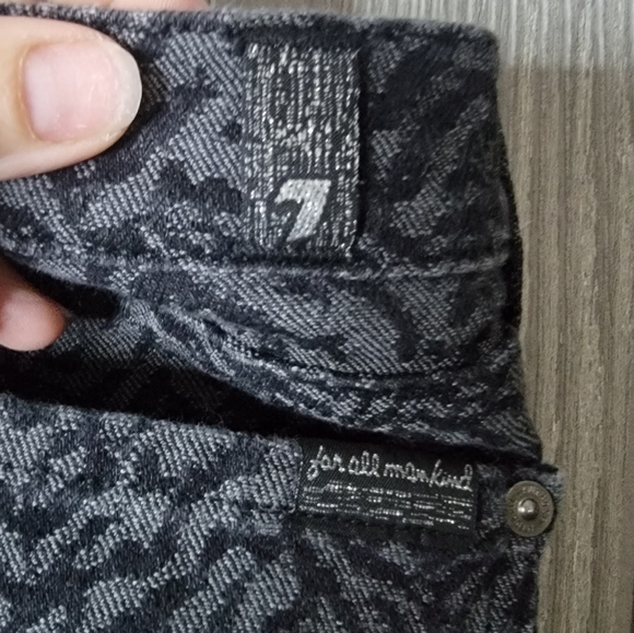 7 For All ManKind Black and Gray Cheveron Patterned Pants - Picture 6 of 8